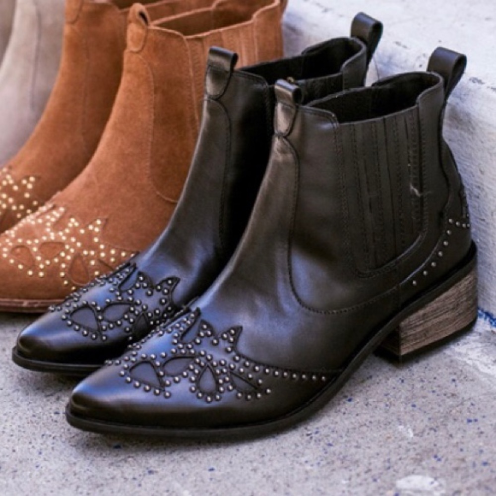 Amuse Society x Matisse Black Leather Boots Size 7